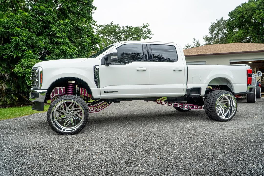 2023 F250 8 inch lift kit