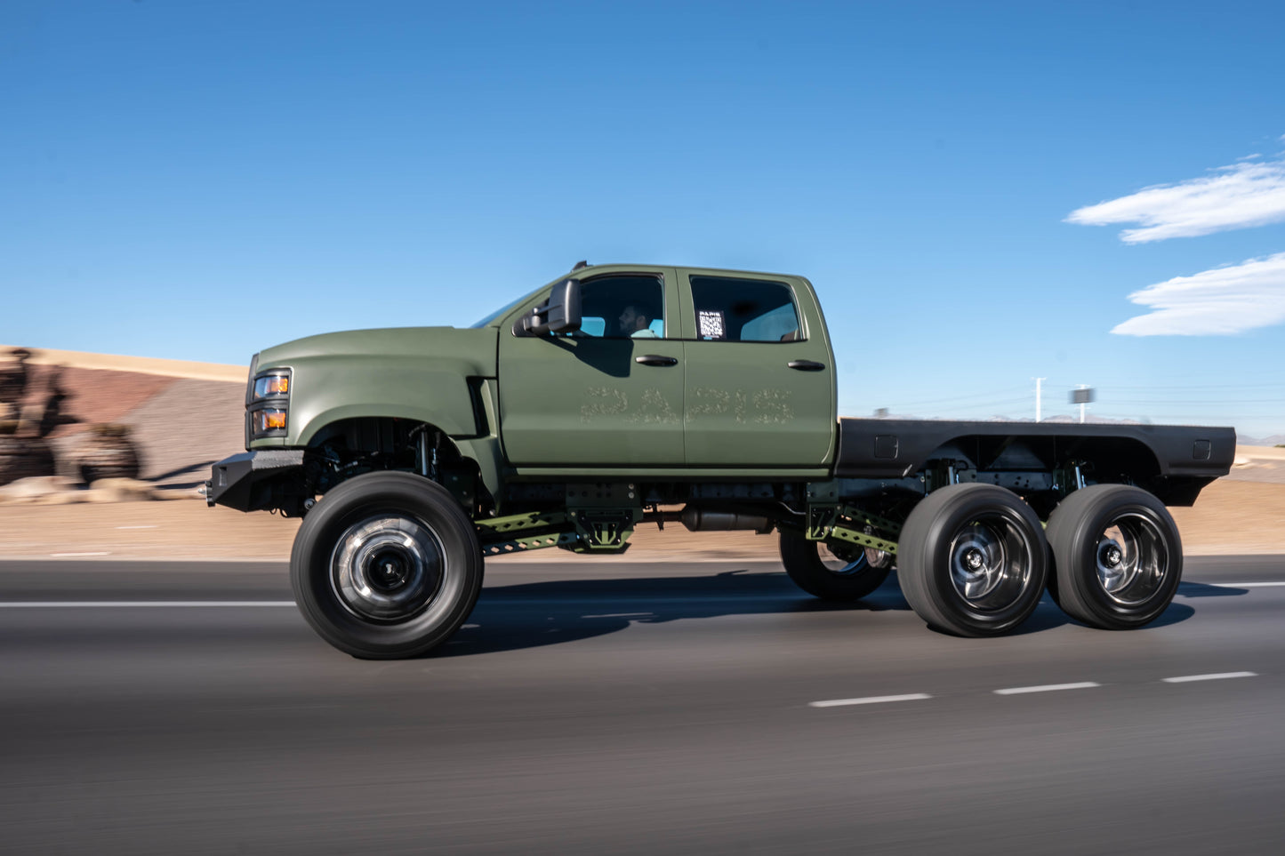 2020 Chevy 5500 6x6 Flat Bed