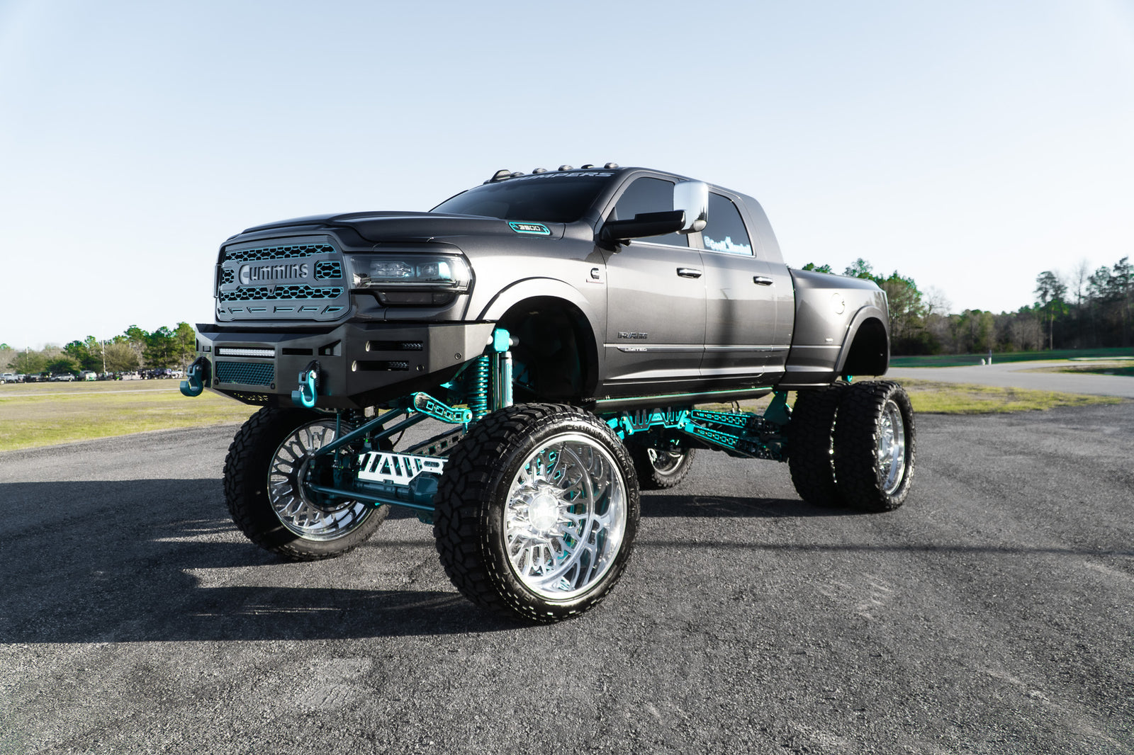 2024 Ram 3500 20 Inch Lift Build