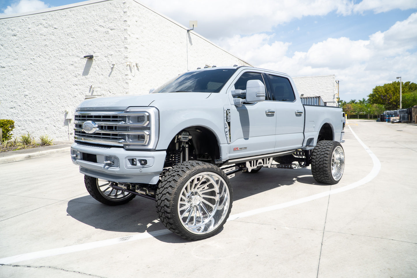 2024 F350 10 Inch Lift