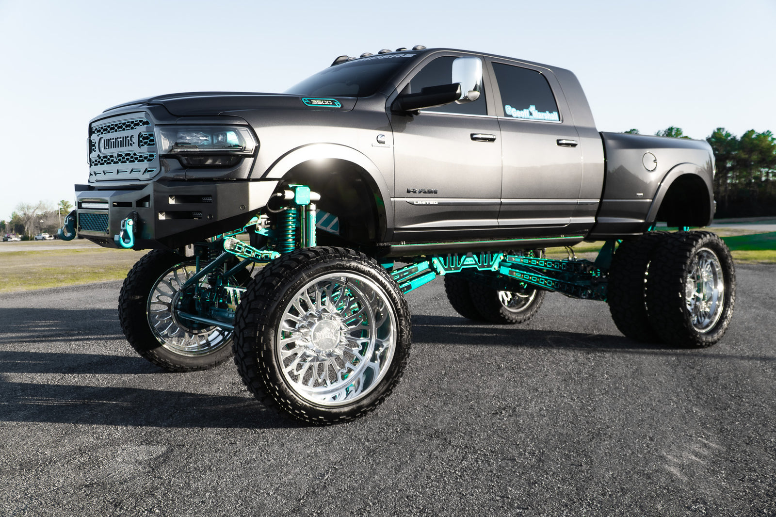 2024 Ram 3500 20 Inch Lift Build