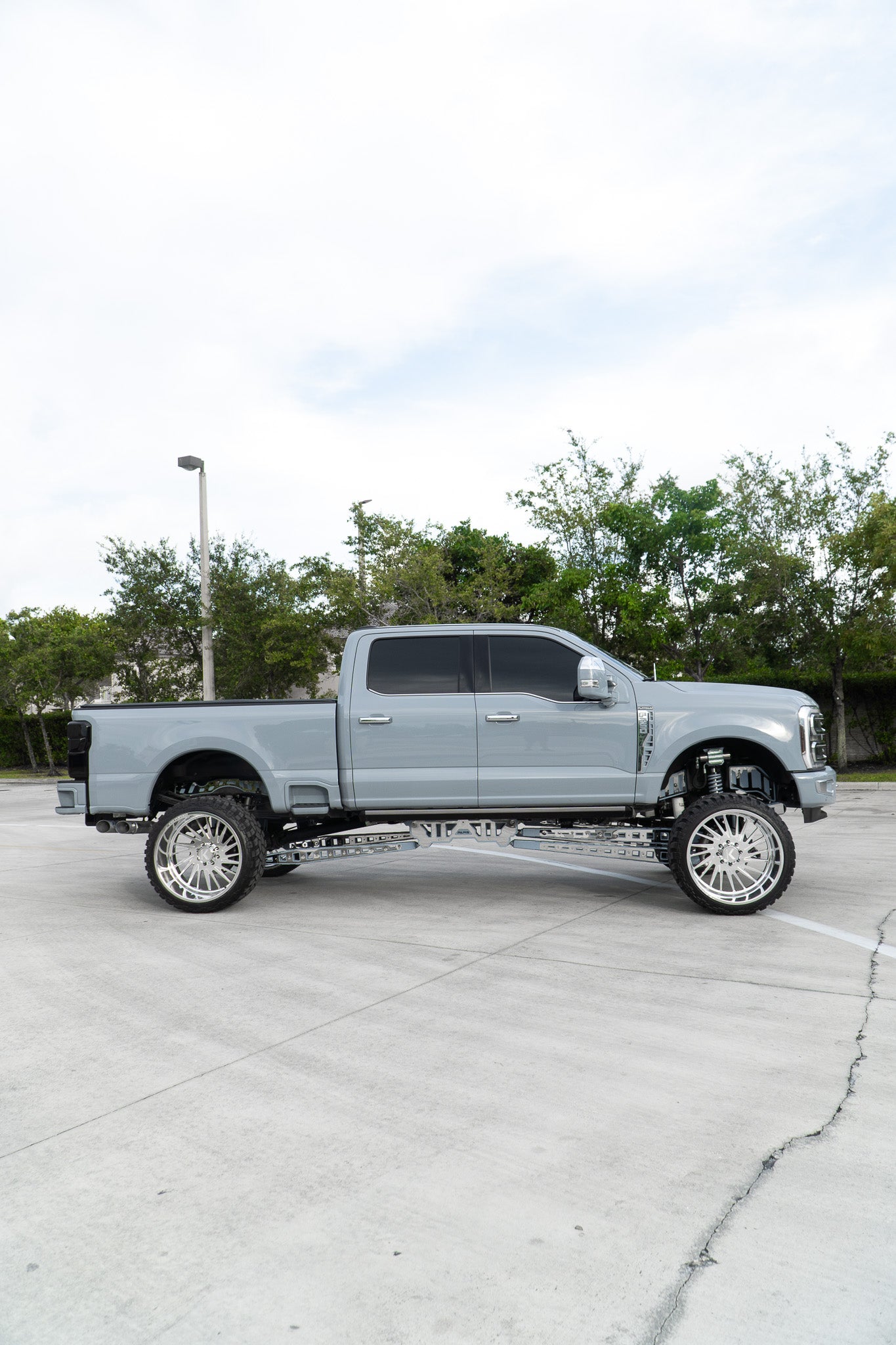 Ford Super Duty 9"-12" Inch Mini Cradle Long Arm 4 Link Lift Kit