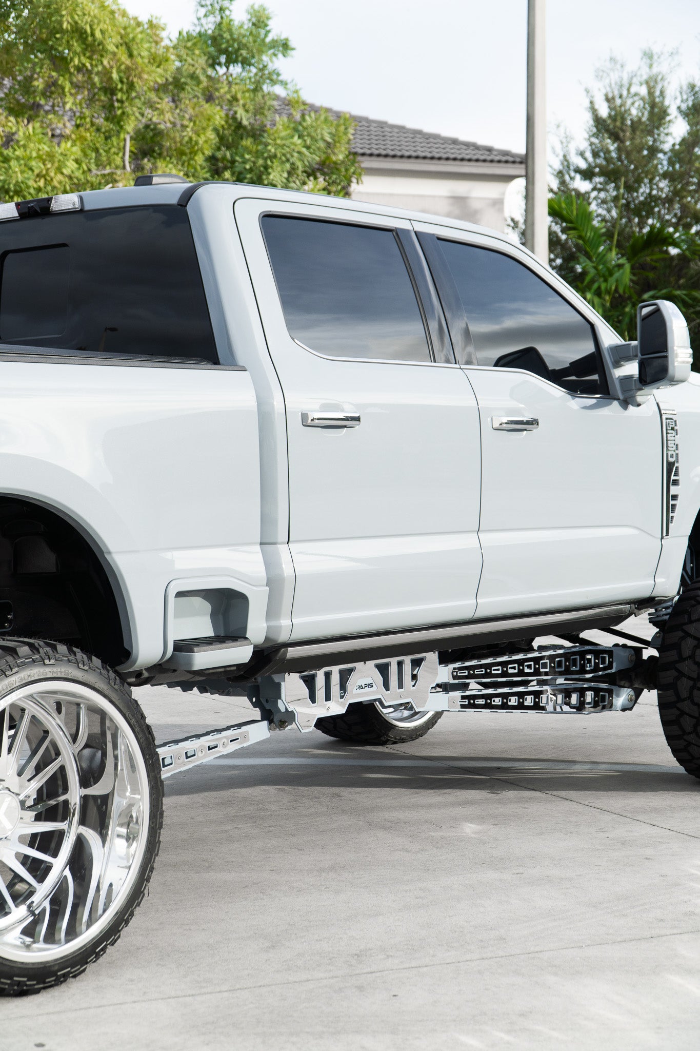 Ford Super Duty 9"-12" Inch Mini Cradle Long Arm 4 Link Lift Kit