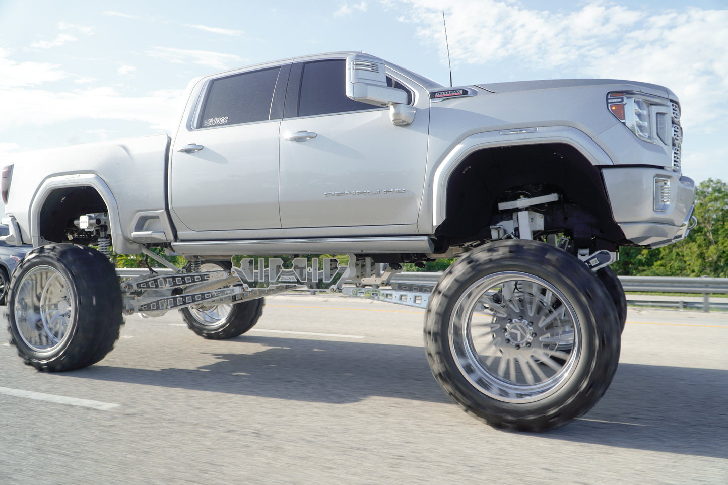 2022 Gmc 2500 20 inch lift kit