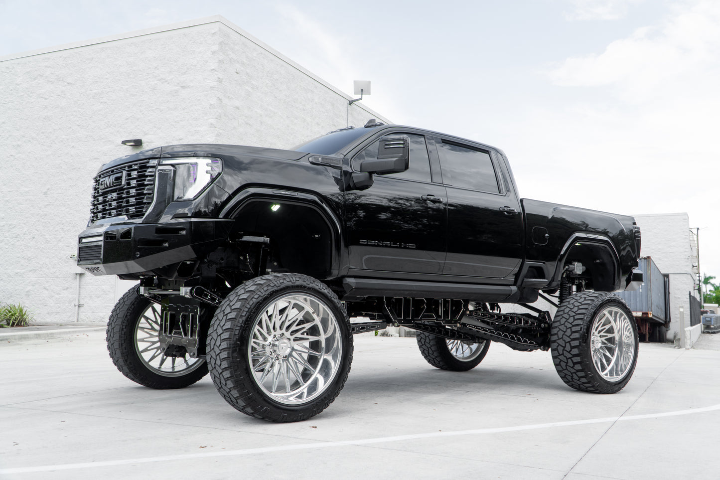 2024 Gmc 2500 20 inch lift kit