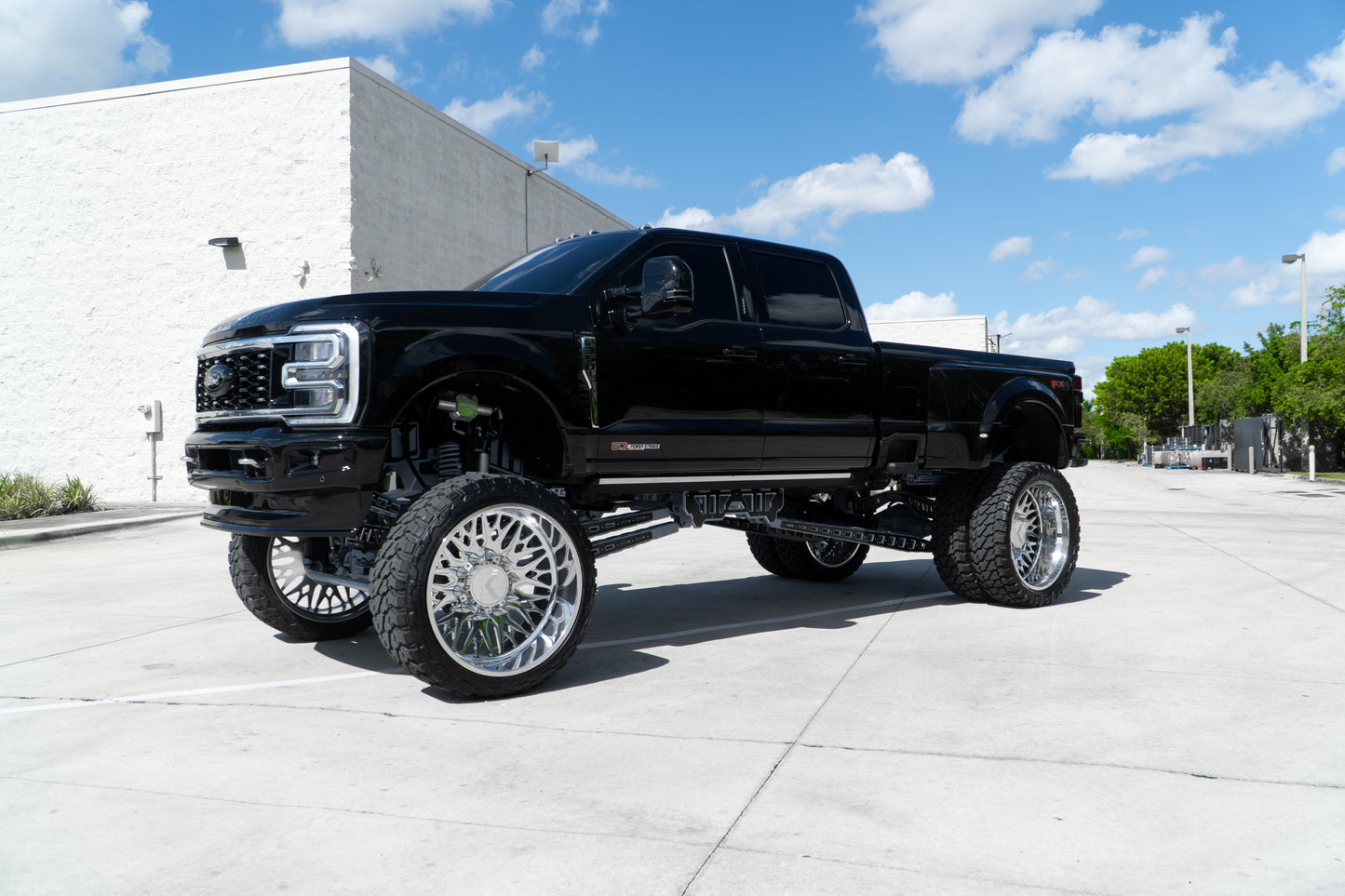 2024 F350 Dually 12 Inch Lift Kit