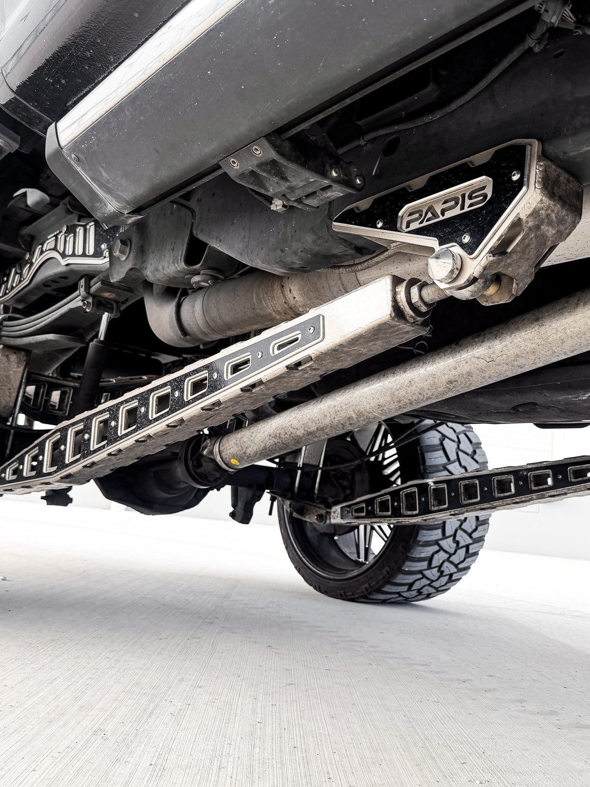 Super-Duty Traction Bar Kit