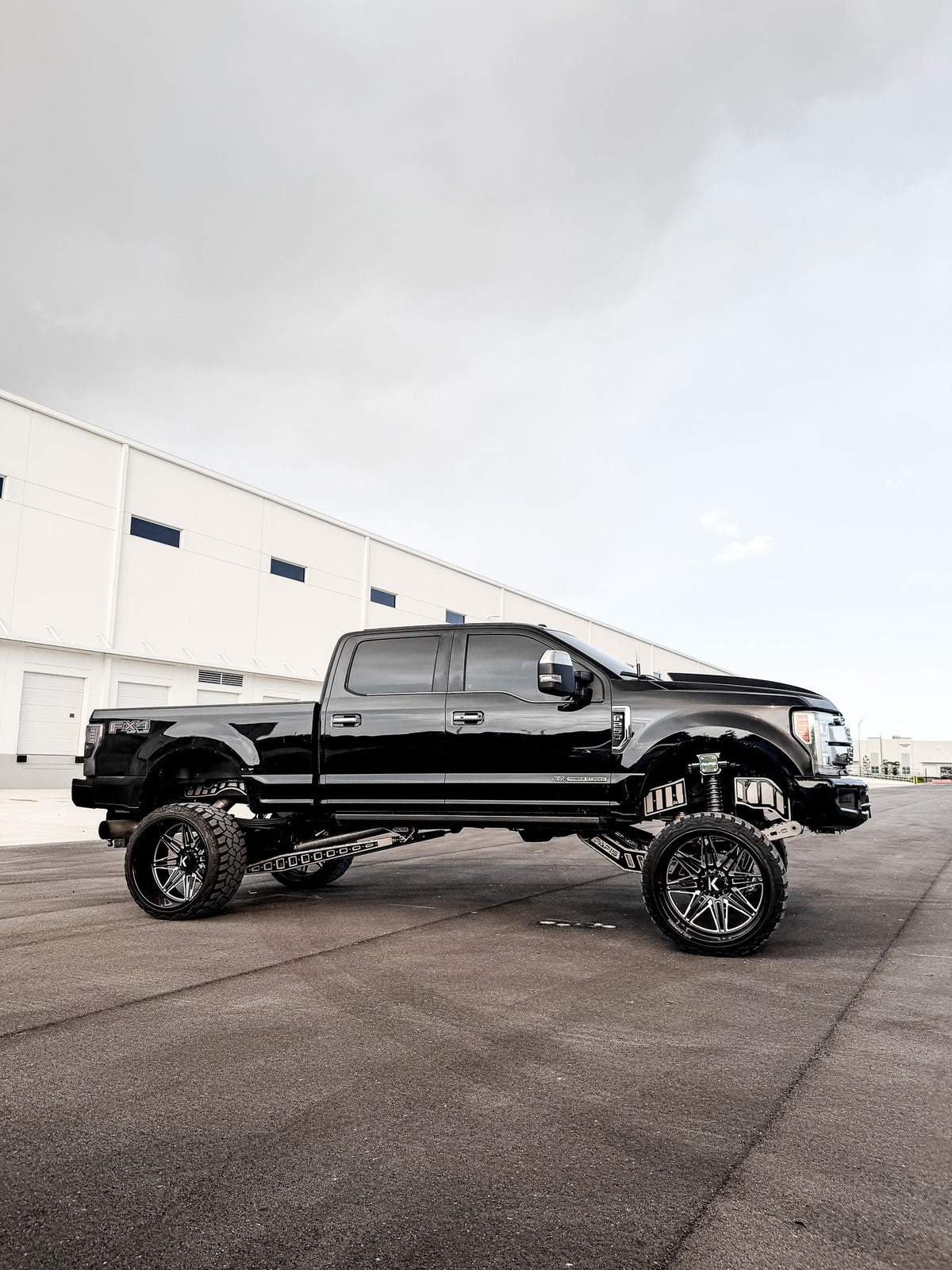 2019 King Ranch 10 Inch Lift