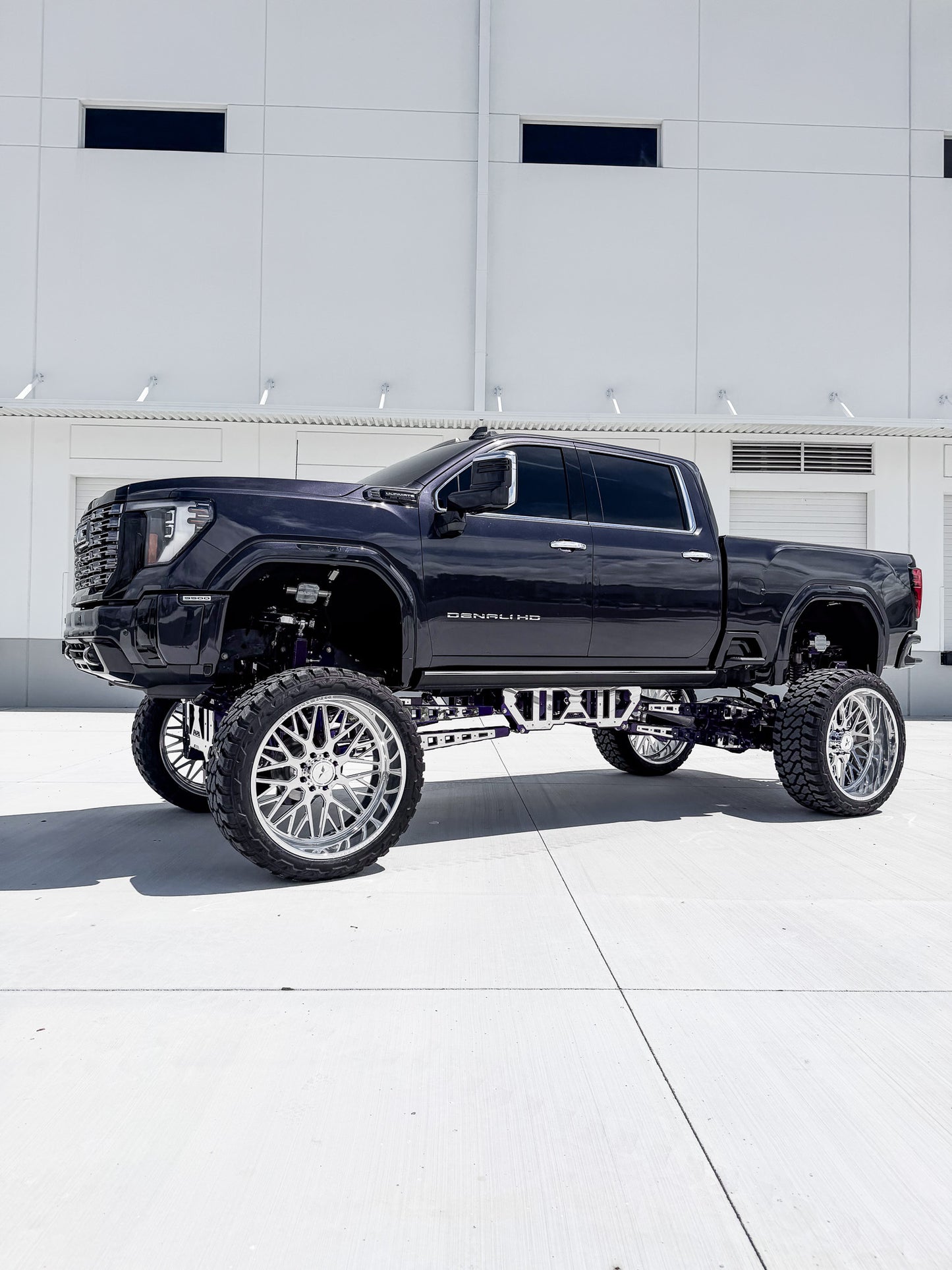 2025 GMC Denali 2500 17 Inch Lift