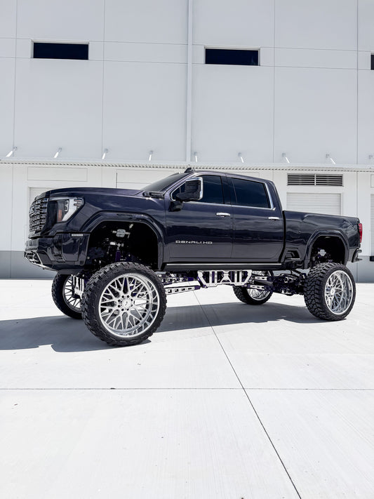 2025 GMC Denali 2500 17 Inch Lift