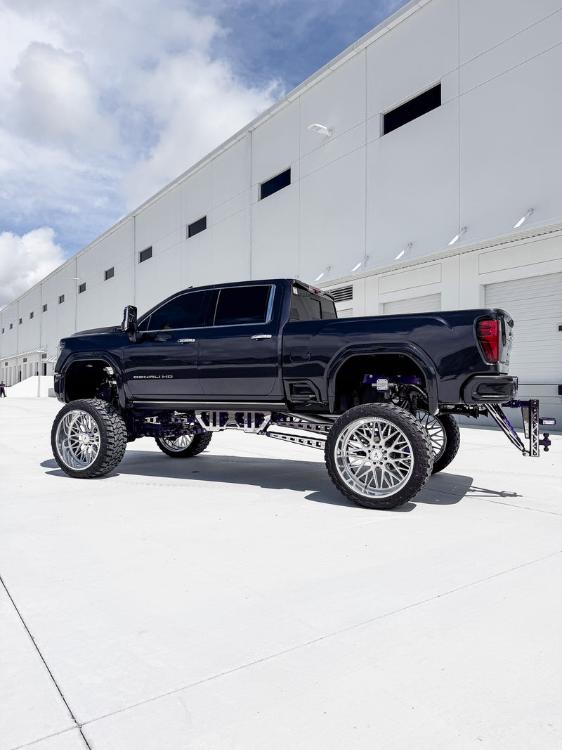 2025 GMC Denali 2500 17 Inch Lift