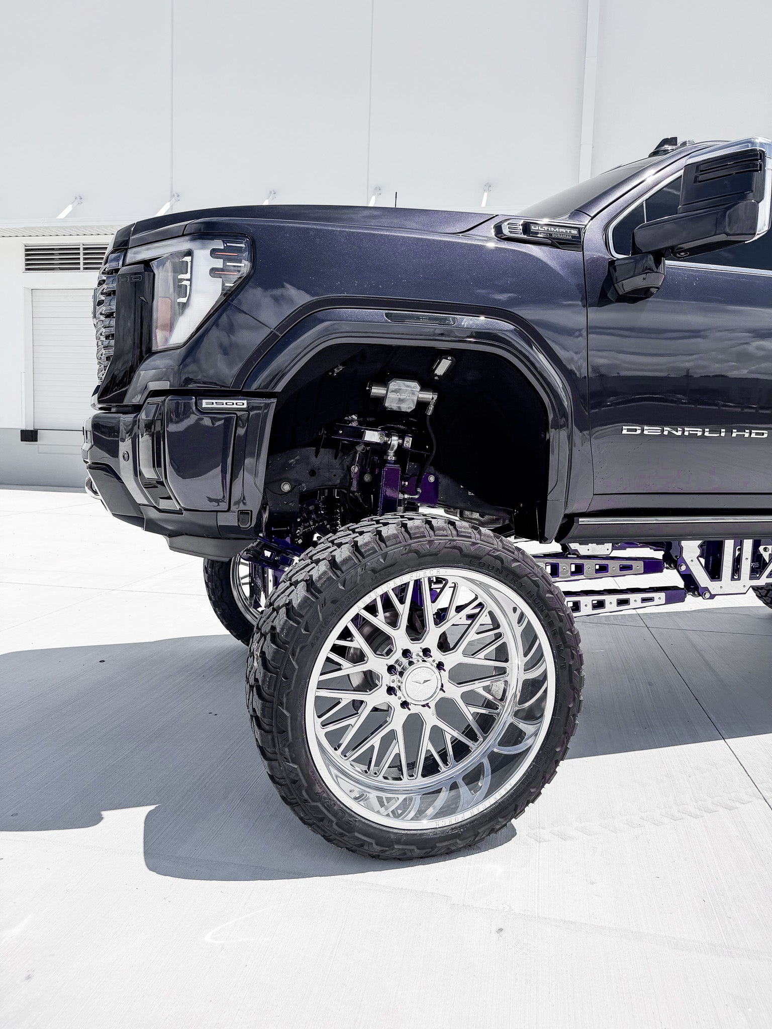 2025 GMC Denali 2500 17 Inch Lift