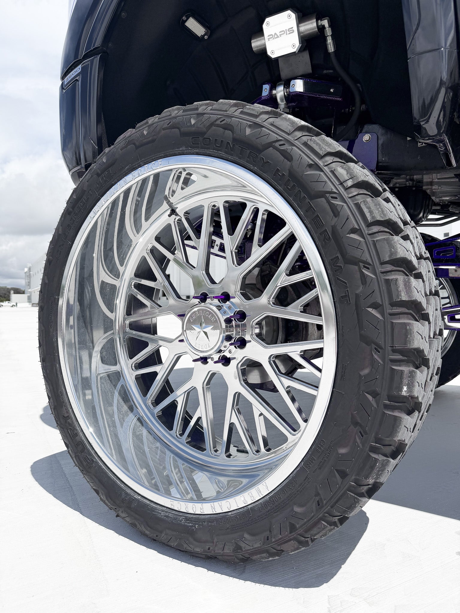 2025 GMC Denali 2500 17 Inch Lift