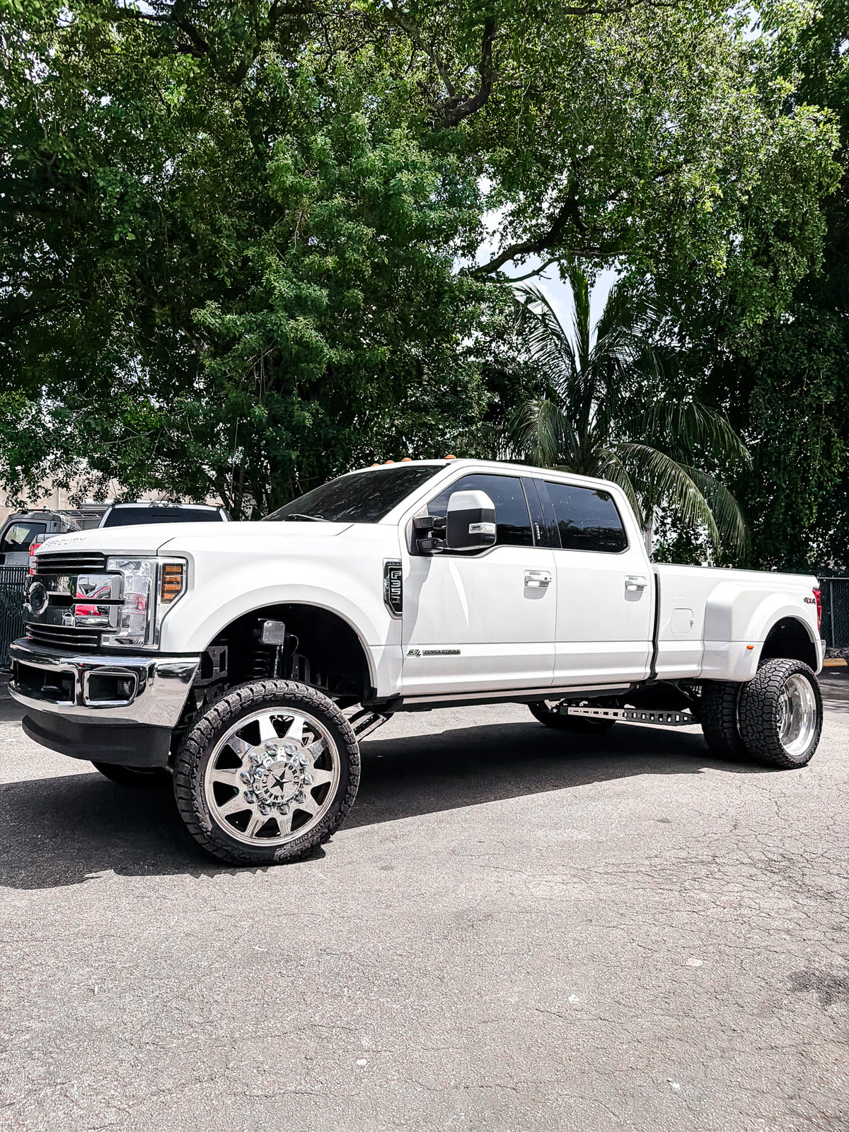 2017 Lariat F350 8 Inch Lift Kit Build 