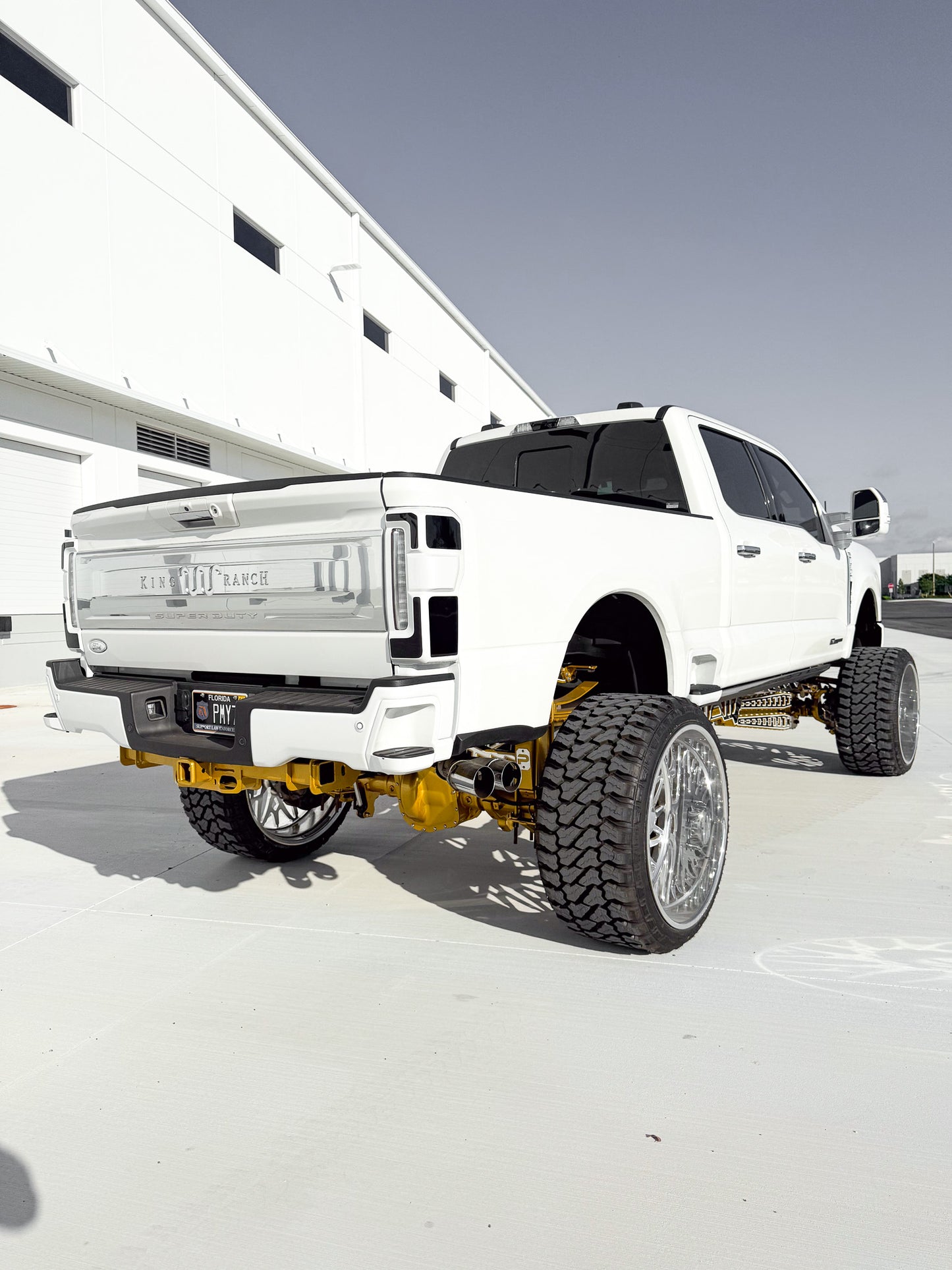 2025 F250 King Ranch 10 Inch Lift Kit