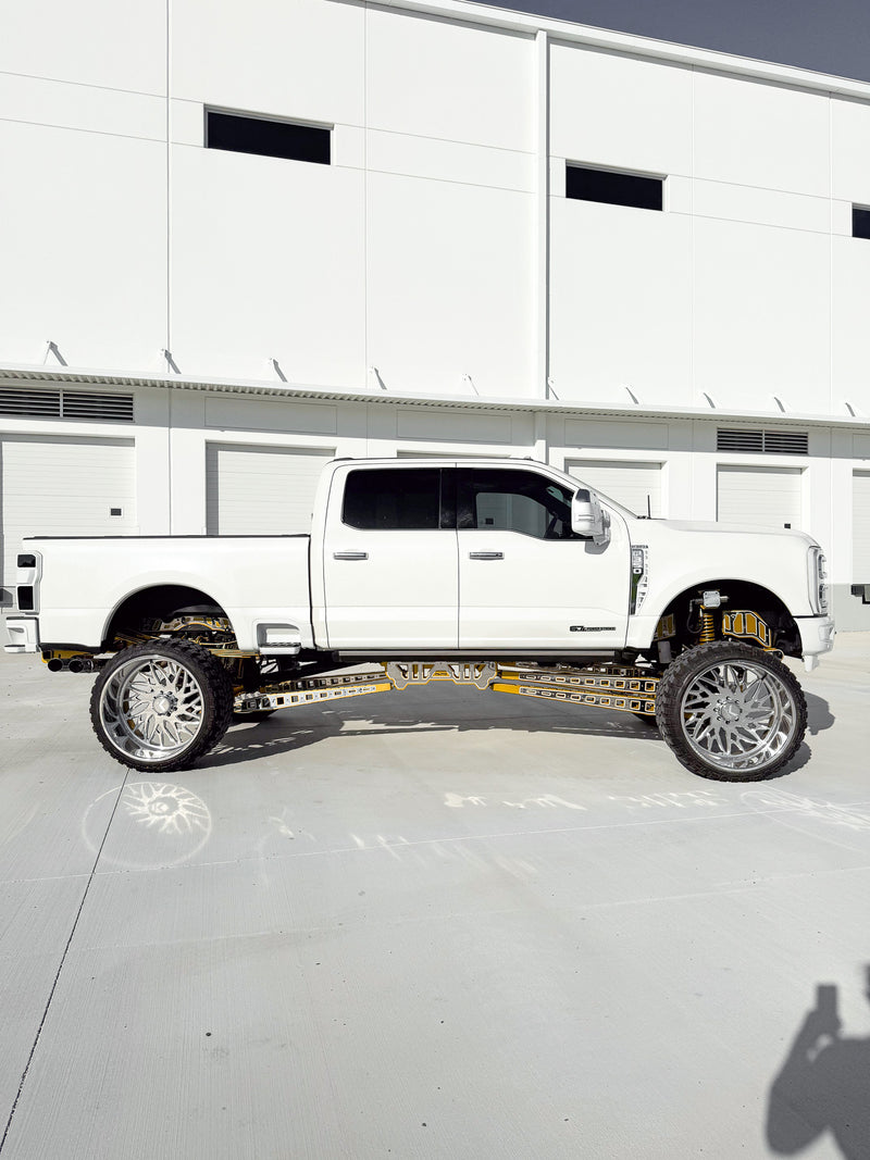 2025 F250 King Ranch 10 Inch Lift Kit