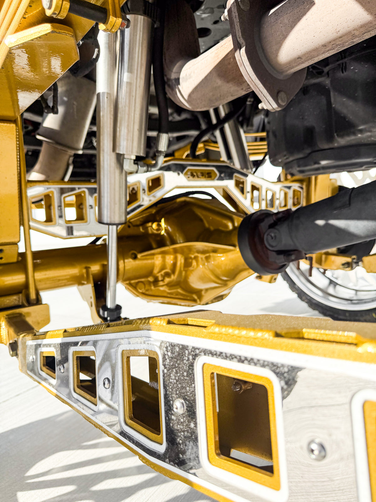Ford Super Duty Decorative Rear Block Truss System