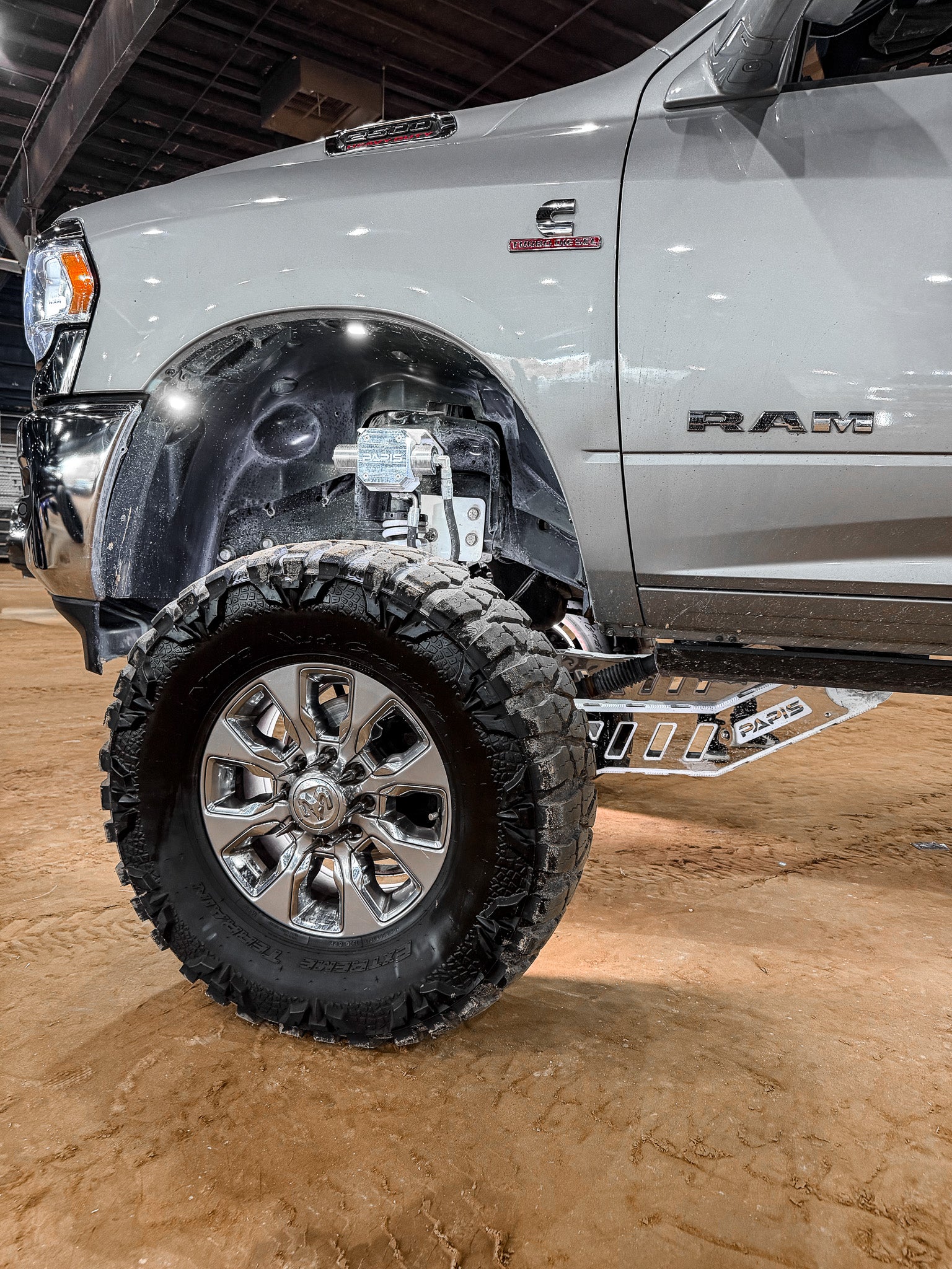 2022 Ram 2500 10 inch lift kit