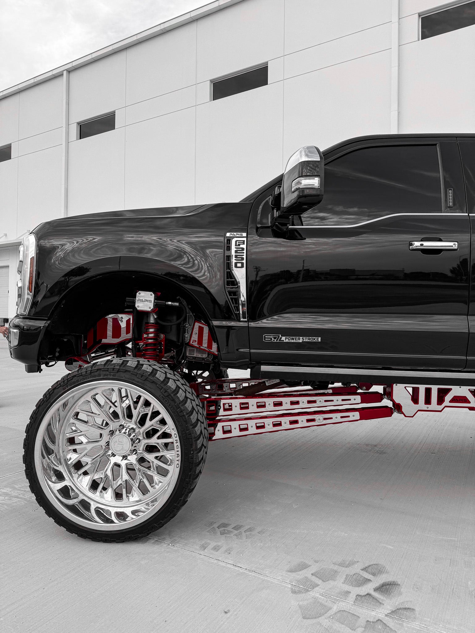 2024 F250 Platinum 12 Inch Lift Kit