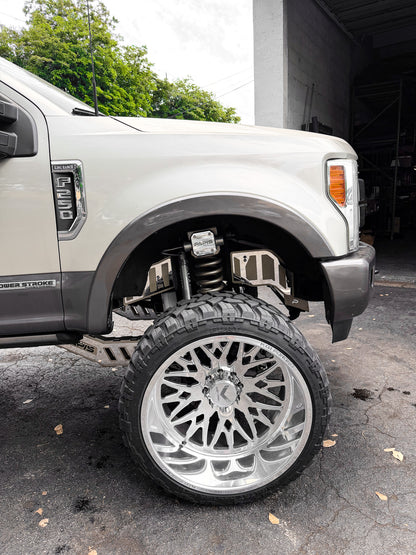 Ford Super Duty 2.5 Inch Level Puck With Resi Clamp