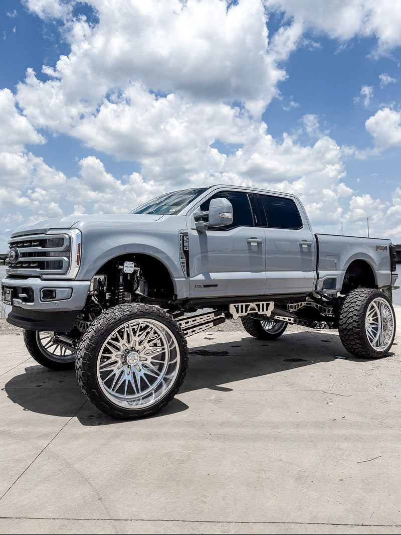 2025 F250 Platinum 16 Inch Lift Build