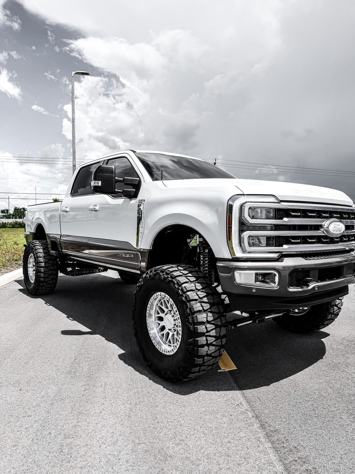 2024 King Ranch 10 Inch Lift 
