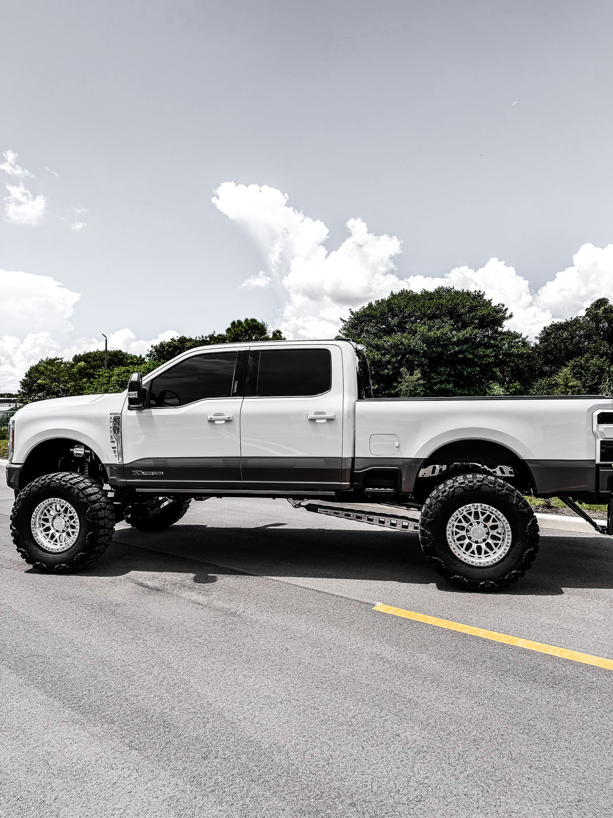 2024 King Ranch 10 Inch Lift 