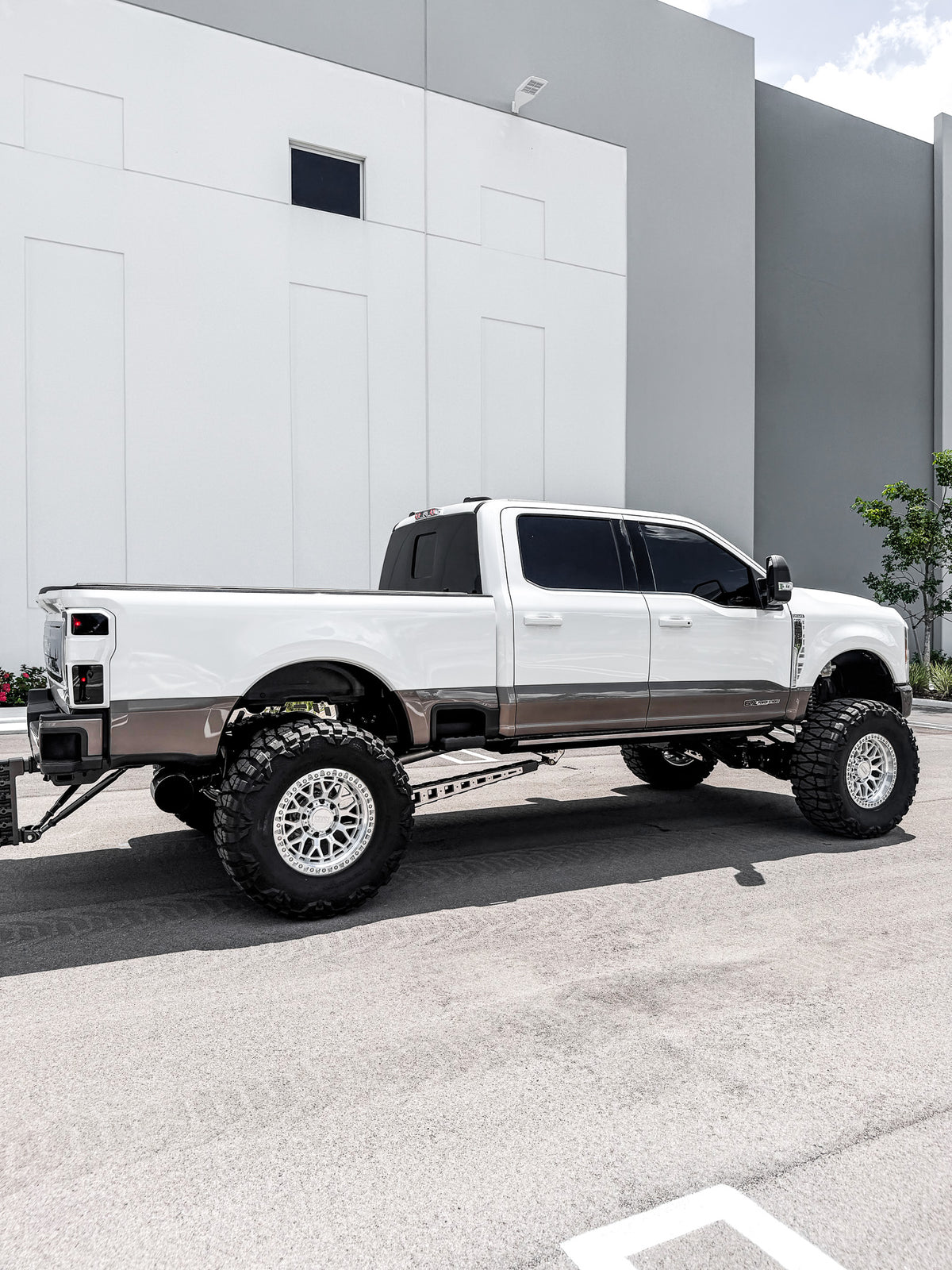 2024 King Ranch 10 Inch Lift 