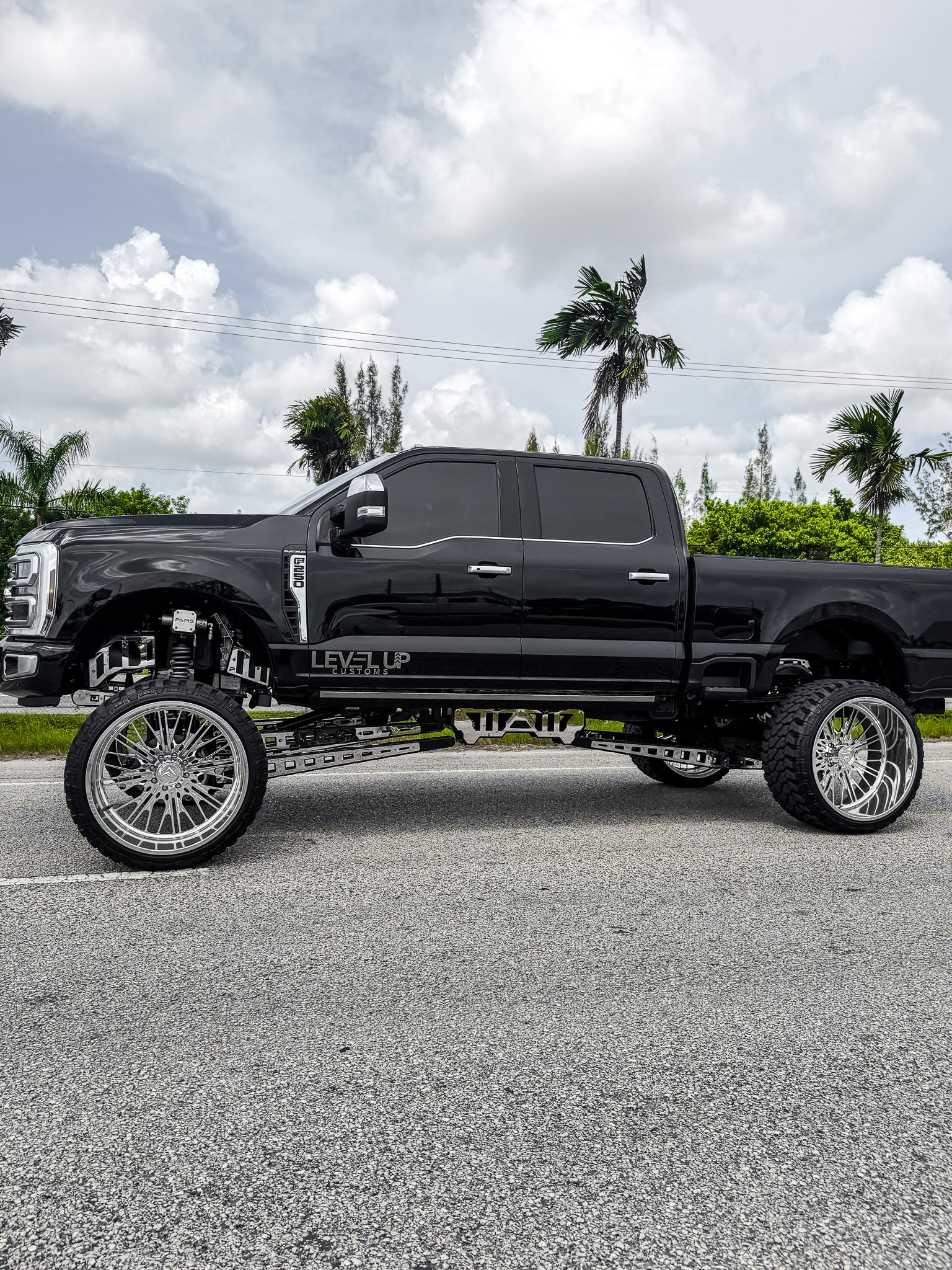2026 F250 10 Inch Lift Build