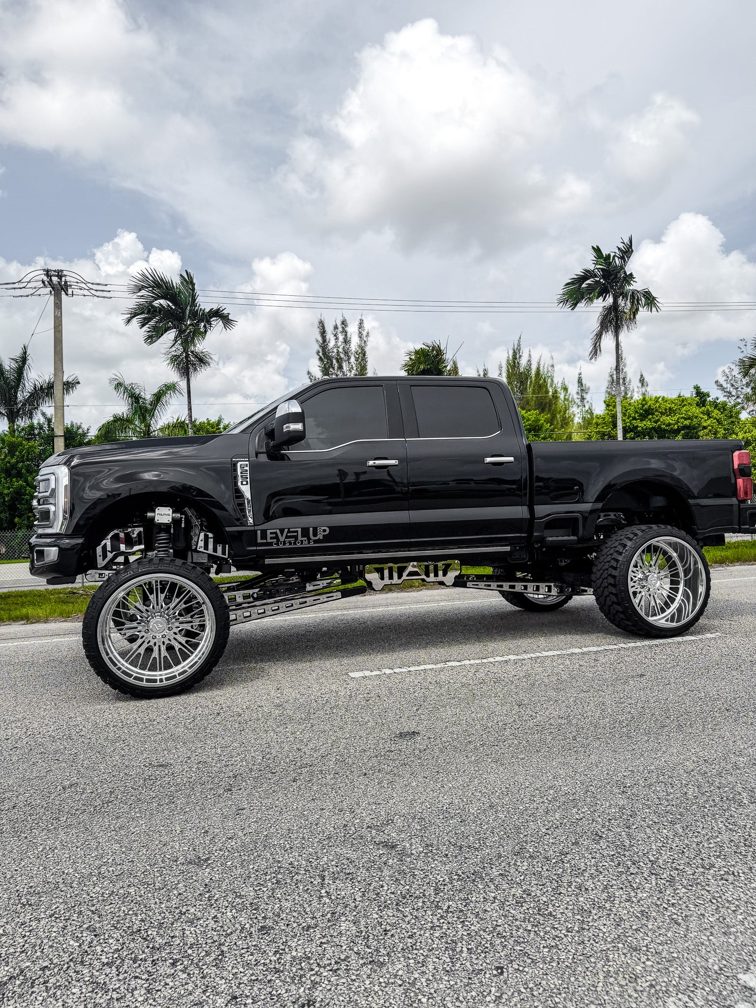 2026 F250 10 Inch Lift Build