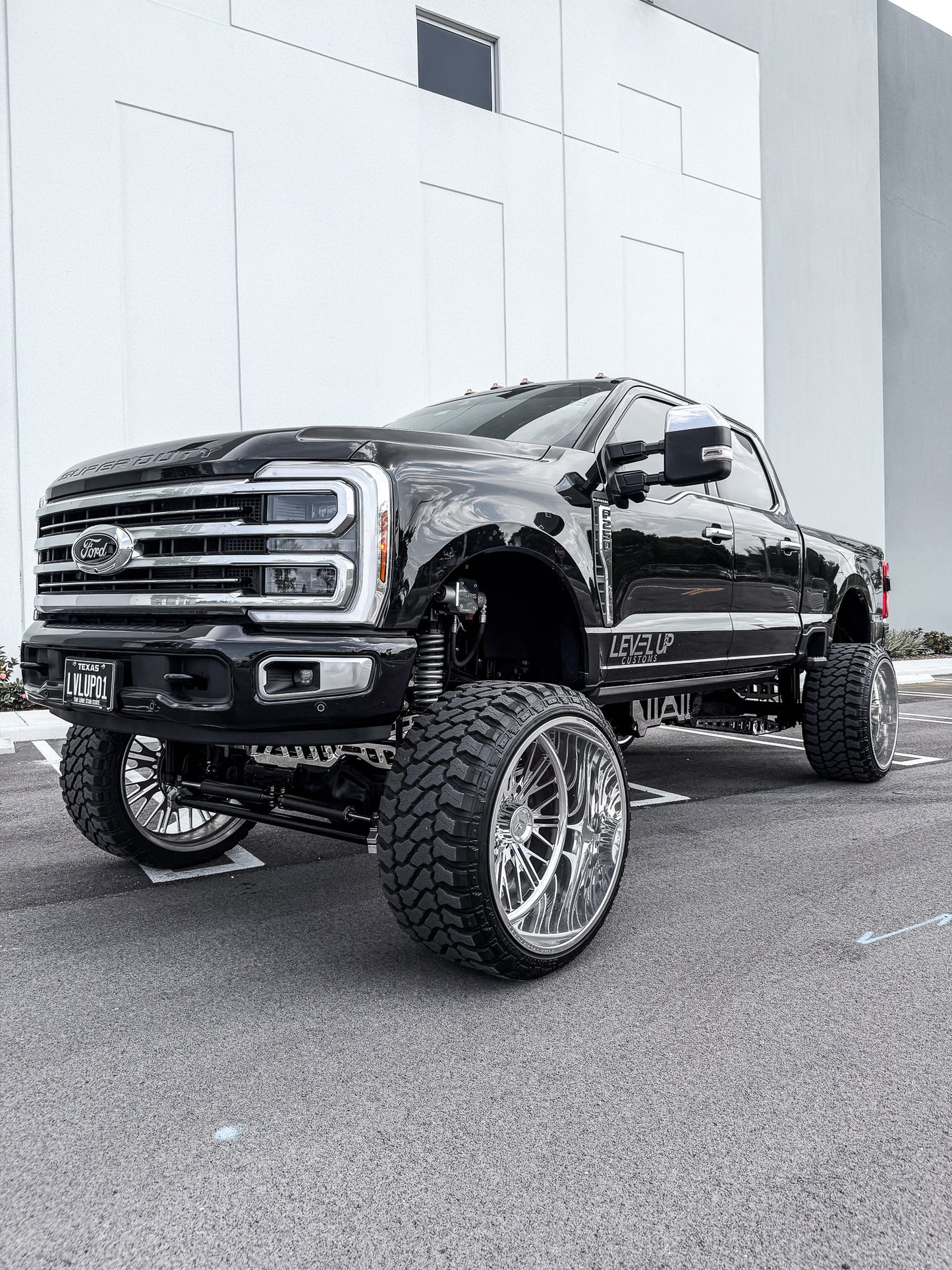 2026 F250 10 Inch Lift Build