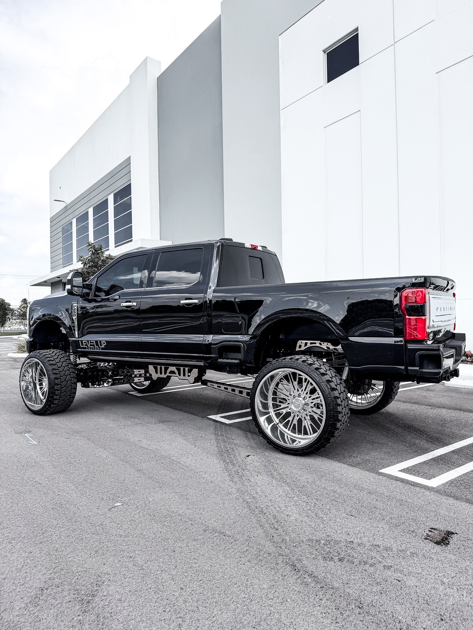 2026 F250 10 Inch Lift Build