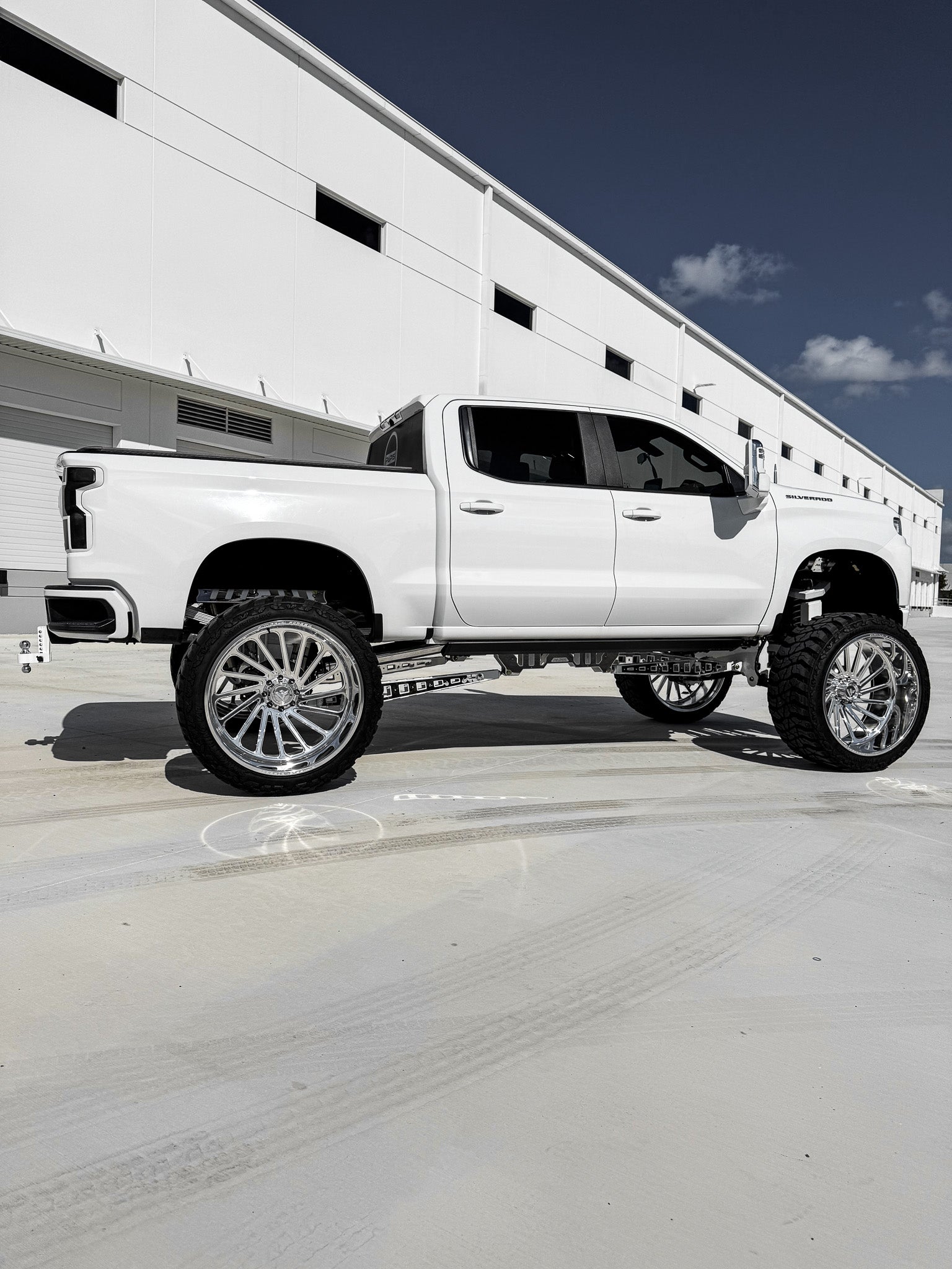 2021 Chevy 1500 14 Inch Lift