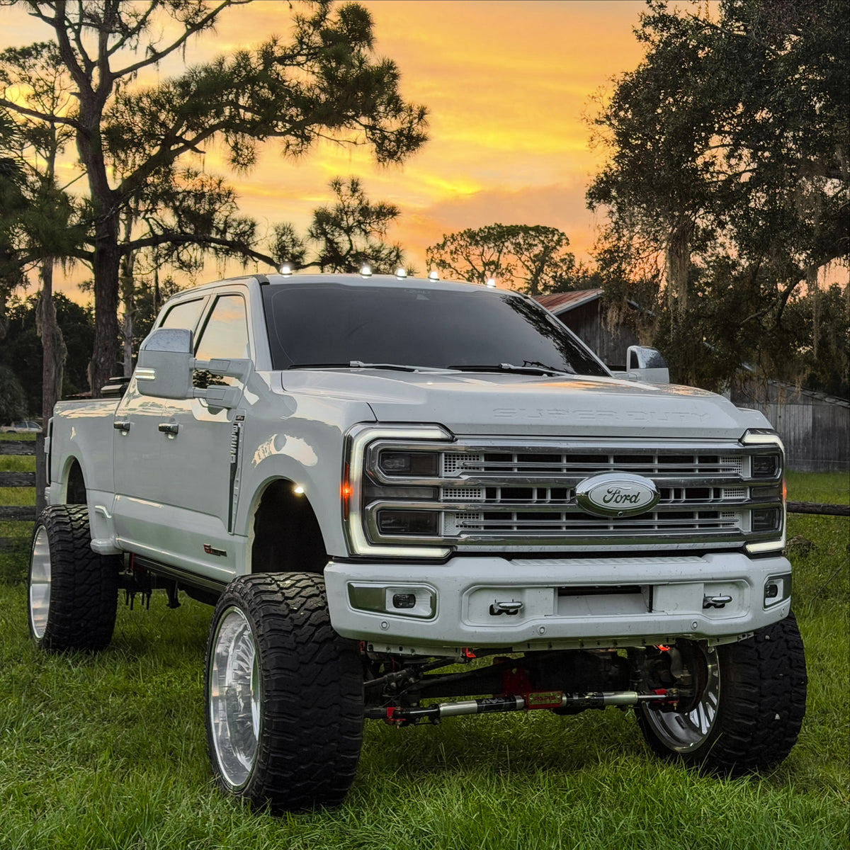 2024 F250 Limited 10 Inch Lift Build 