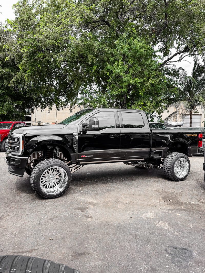 2025 f250 King Ranch 8 Inch Lift Kit Build