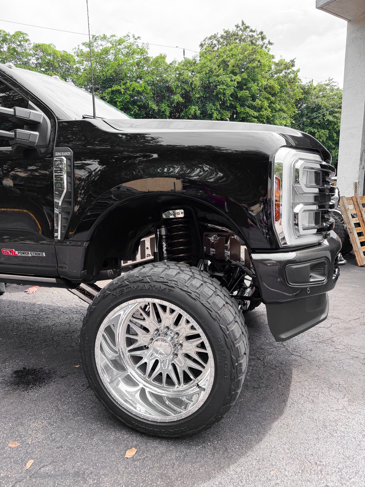 2025 f250 King Ranch 8 Inch Lift Kit Build