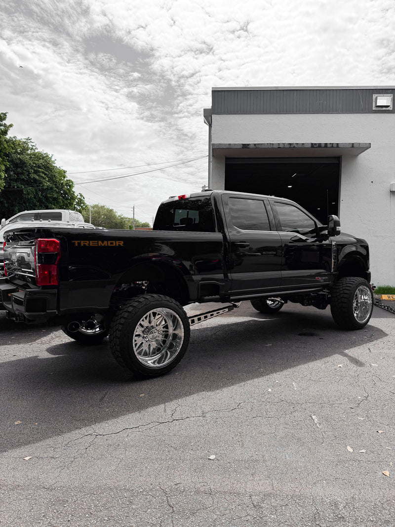 2025 f250 King Ranch 8 Inch Lift Kit Build