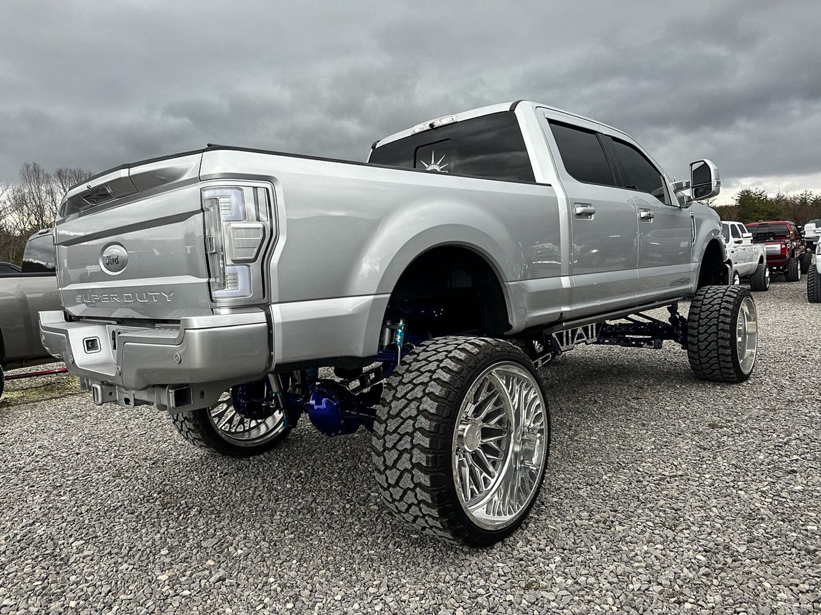 2022 F250 10 Inch Lift Kit Build