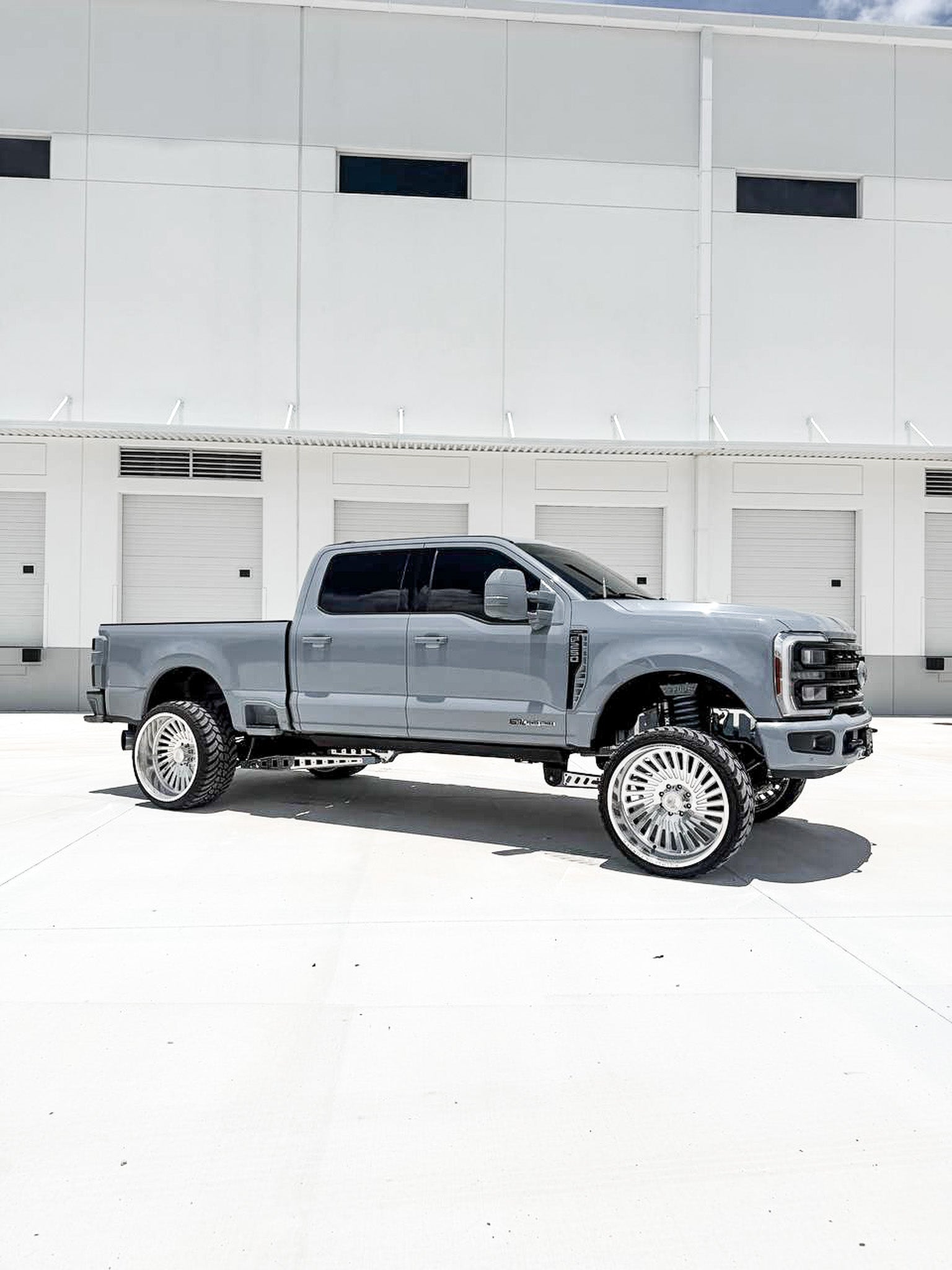 2024 f250 lariat 5 inch Lift build
