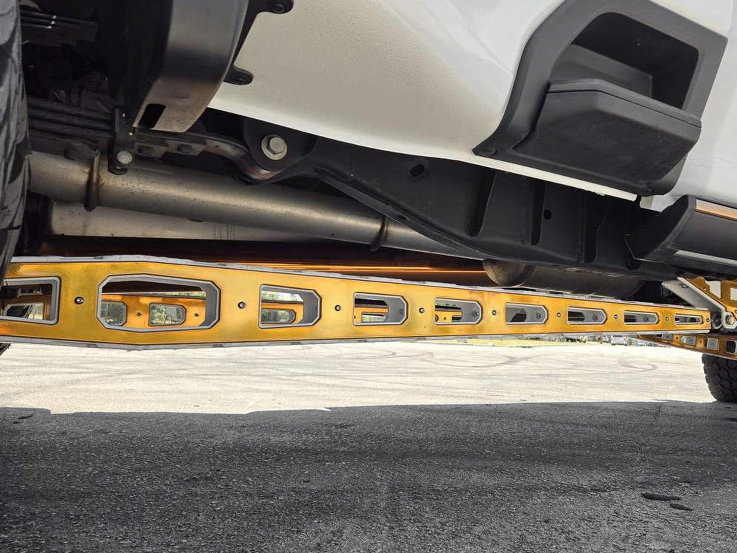 GM 3500 HD Traction Bar Kit